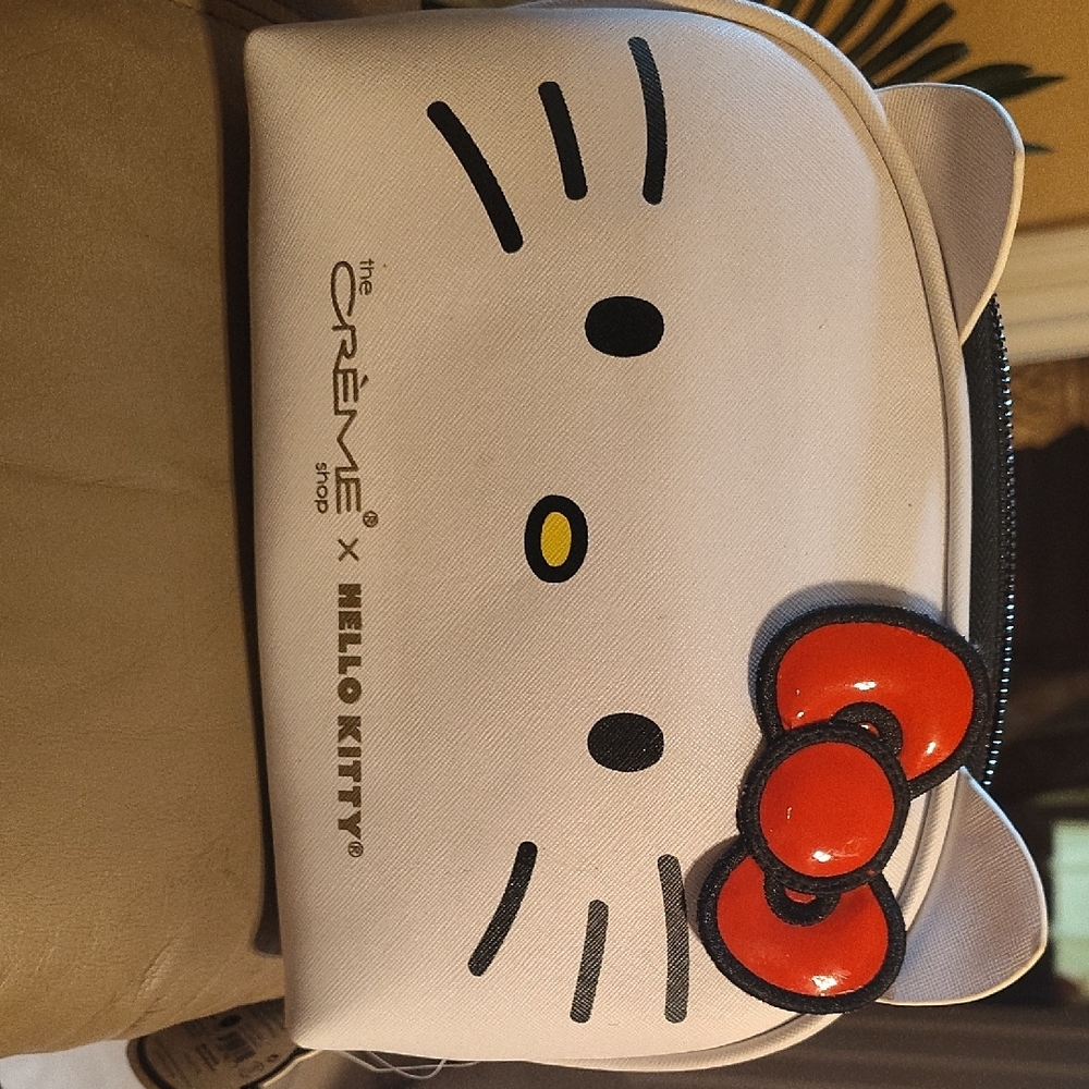 Hello Kitty White and Red Kids Accessory Bag